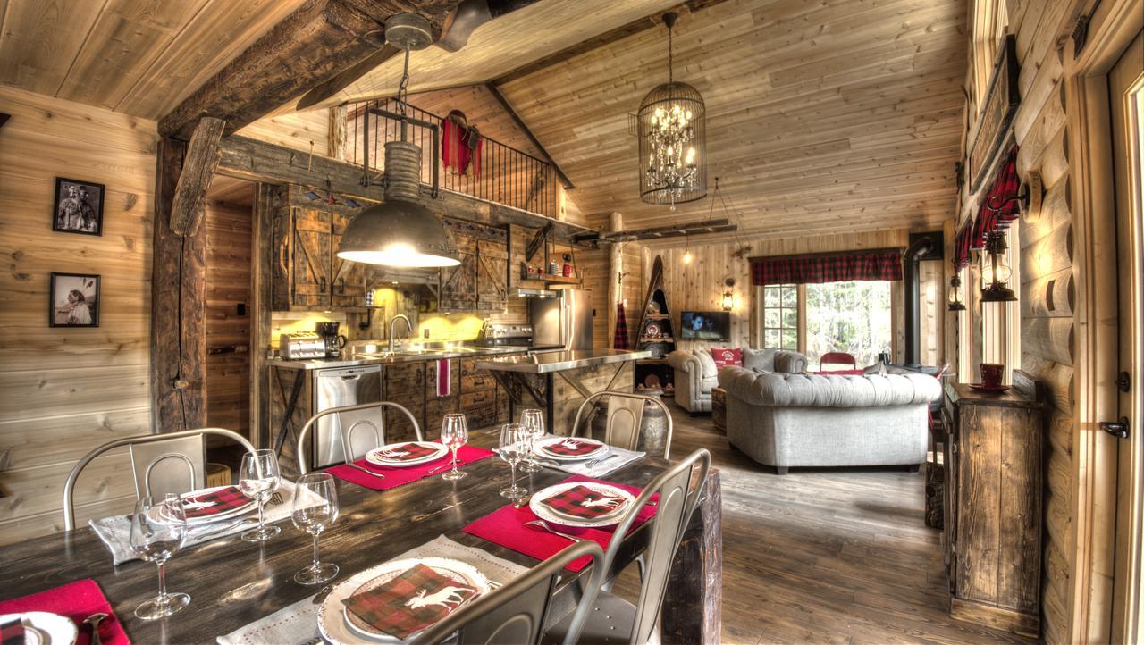 Le Bivouac - Les Chalets Spa Canada La Malbaie Bagian luar foto