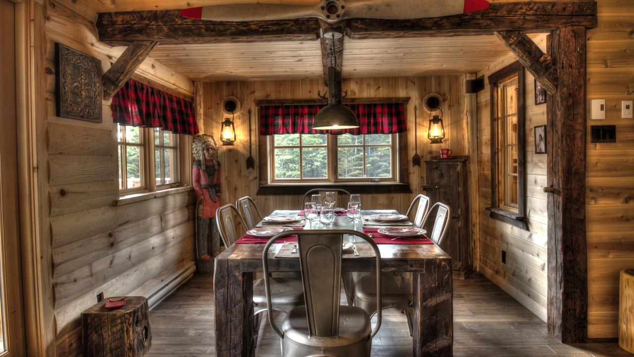 Le Bivouac - Les Chalets Spa Canada La Malbaie Bagian luar foto